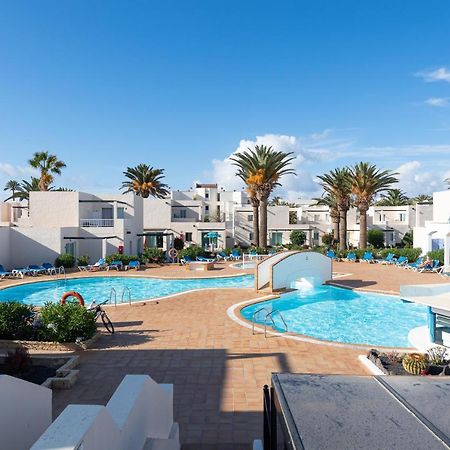Homeforguest Apartamento Con Terraza Y Piscina En Κοραλέχο Εξωτερικό φωτογραφία
