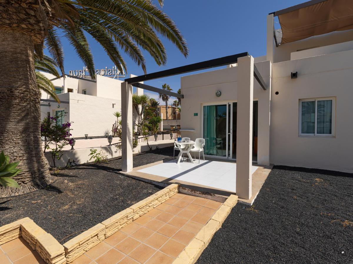 Homeforguest Apartamento Con Terraza Y Piscina En Κοραλέχο Εξωτερικό φωτογραφία