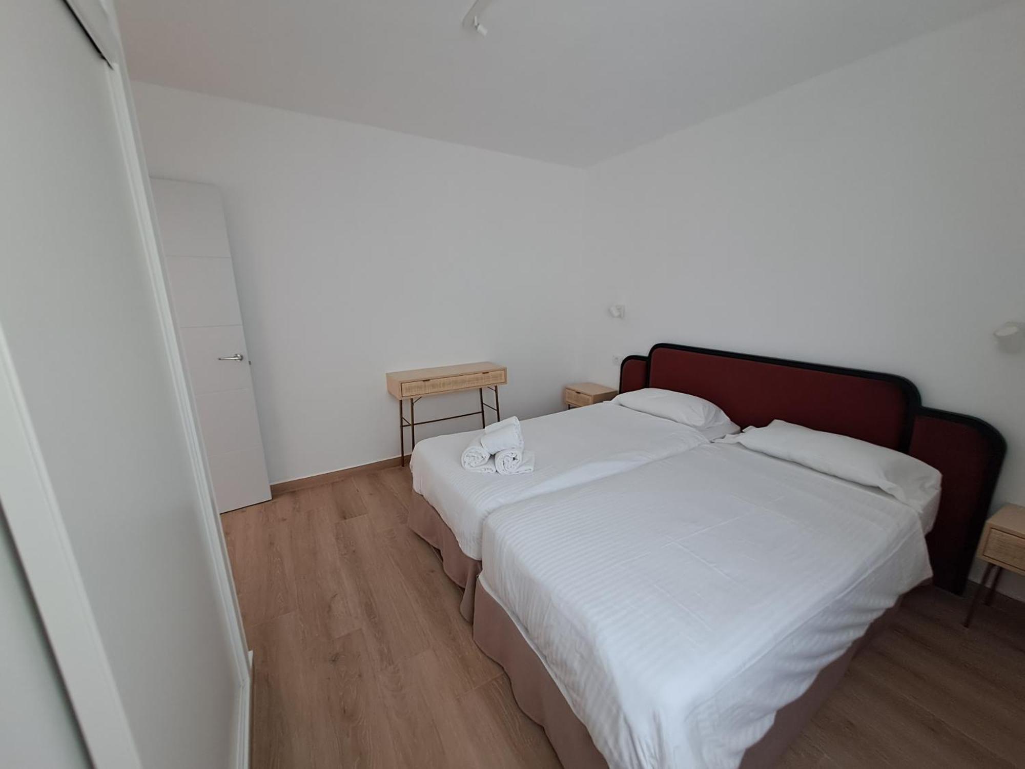 Homeforguest Apartamento Con Terraza Y Piscina En Κοραλέχο Εξωτερικό φωτογραφία